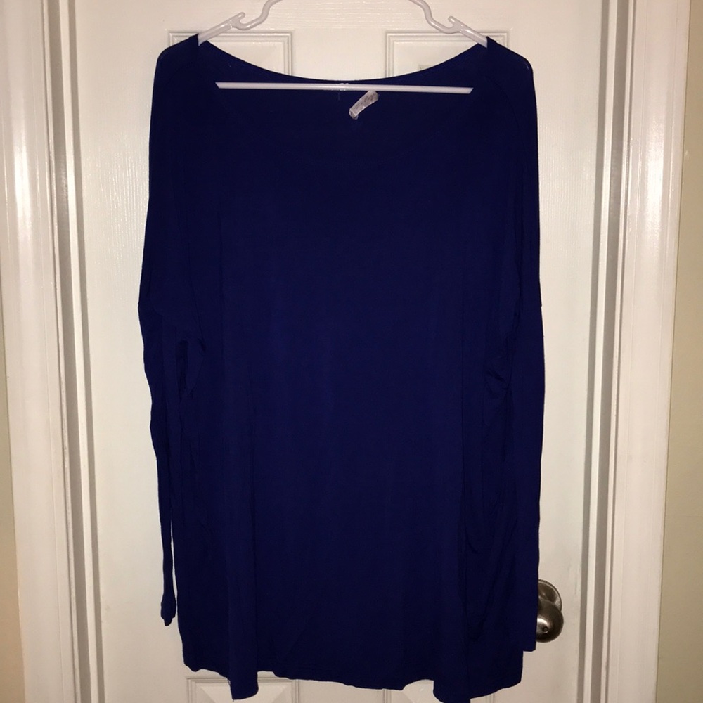 Blue flowy shirt